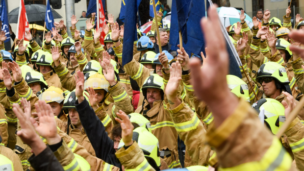 Article image for UFU calls on Labor to repay firefighters for helping the party win the election