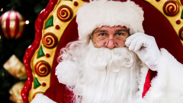Article image for There’s a shortage of genuine Santas in Australia!