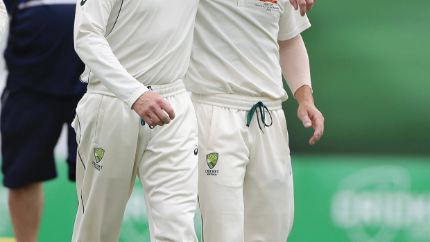 Article image for Hussey defends Steve Smith’s decision not to enforce the follow-on in Brisbane