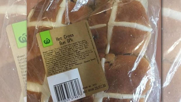 Article image for Woolworths start selling Hot Cross Buns