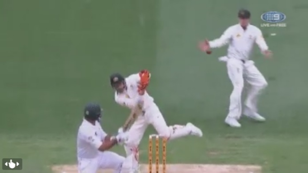 Article image for Steve Smith’s attempted catch down the leg side catch was legal