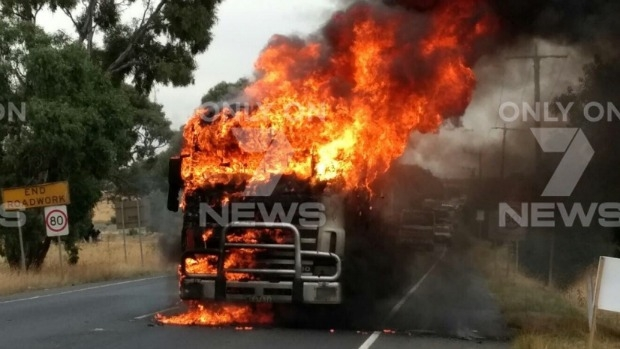 Article image for Massive truck fire on Craigieburn Road