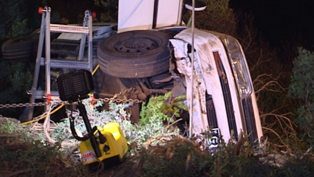 Article image for Driver rescued after being trapped on a cliff edge at Mt Martha