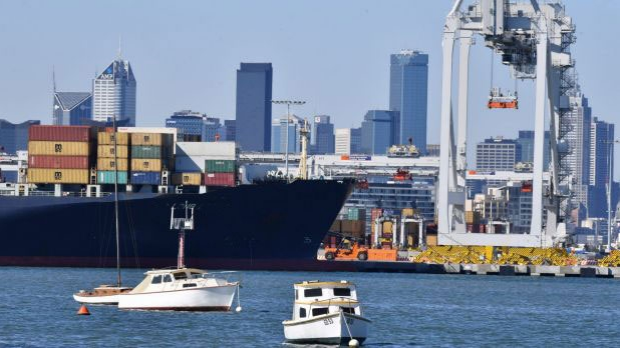 Article image for Hundreds woken by malfunctioning alarm from ship on Port Phillip