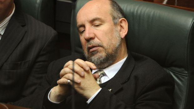 Article image for Neil Mitchell questions whether Don Nardella can be held in cell at state parliament