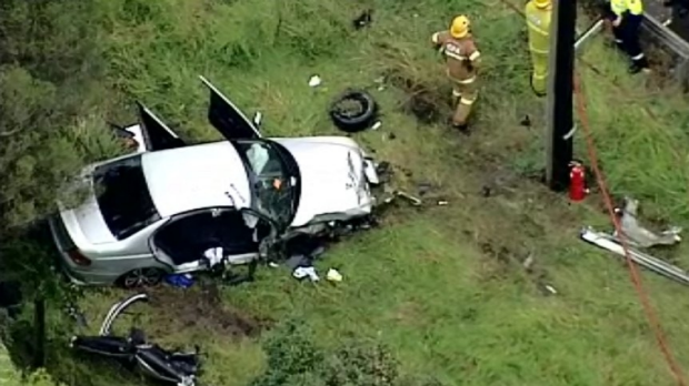 Article image for Man injured after crashing his car at Narre Warren North