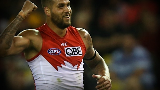 Article image for Gillon McLachlan reaches out to Swans as Buddy Franklin takes time off