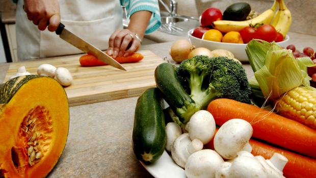 Article image for Foodbank Victoria says Australia is facing a food crisis