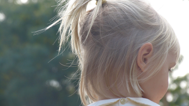 Article image for Beers and braids: classes teach dads how to do their daughter’s hair