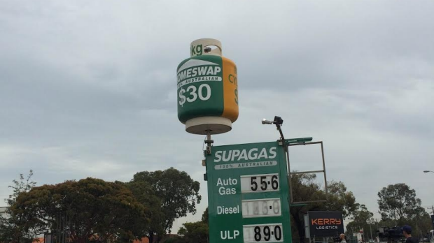 Article image for Super cheap: 89-cent petrol at Supagas petrol station, Sunshine