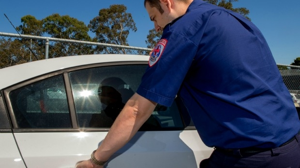 Article image for Ambulance Victoria angry about children being locked in hot cars