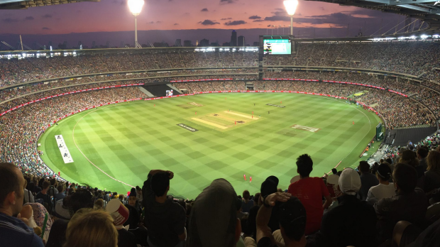 Article image for Record crowd watch Stars defeat Renegades in Melbourne derby at MCG
