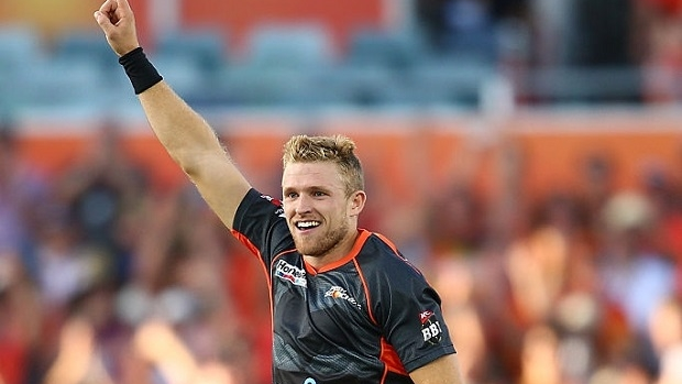 Article image for Perth Scorchers flex muscles in dominant performance against Sixers