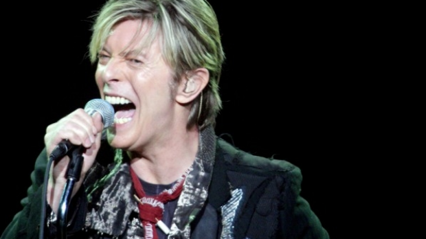 Article image for David Bowie loses battle with cancer