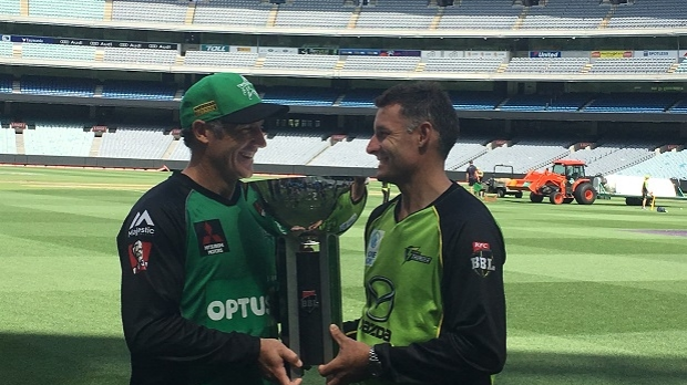 Article image for Family ties divided as Hussey brothers oppose each other in BBL Final