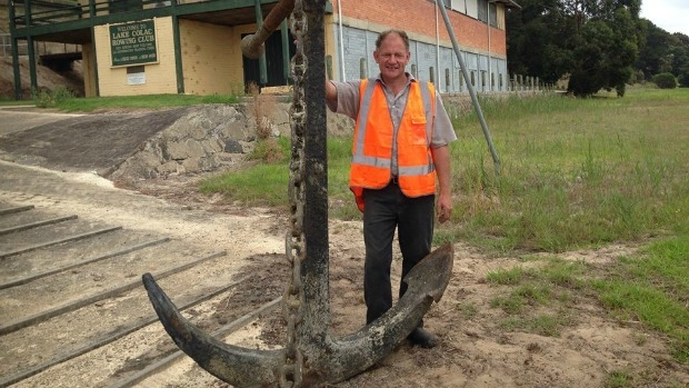 Article image for Antique anchor discovered in dried lake in Victoria’s south-west