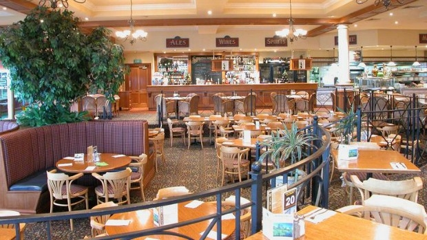 Article image for Pub Of The Week review: The Settlement Hotel in Cranbourne