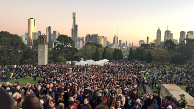 Article image for Thousands pay tribute at the dawn service at Melbourne’s Shrine of Remembrance