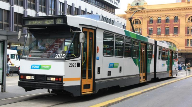 Article image for Thieves are targeting phone users on Melbourne trams