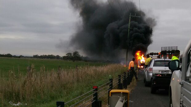 Article image for Fatal smash involving a truck and a car on Koo Wee Rup Road at Pakenham South