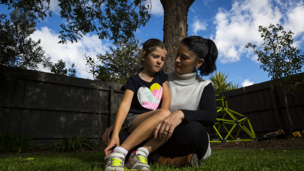 Article image for Mother starts petition to allow her daughter to wear pants to school