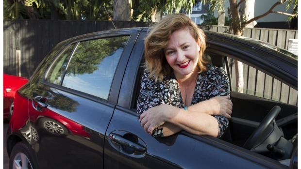 Article image for Mum of four starts ridesharing business for women and children