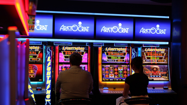 Article image for Tom Elliott’s fiery clash with addiction support worker over pokies