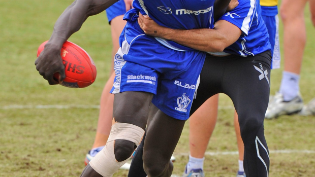 Article image for Leigh Matthews says 12 rival clubs would want Majak Daw as a starting ruck