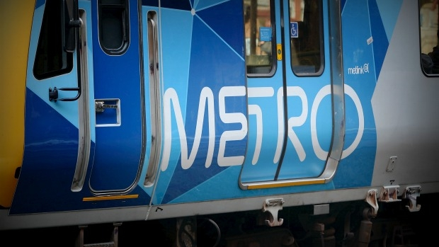 Article image for RUMOUR CONFIRMED: Vision-impaired man falls onto train tracks at Merlynston