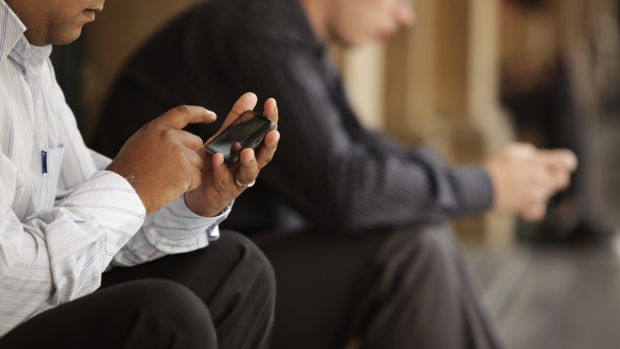 Article image for Smartphone obsession reaching new heights