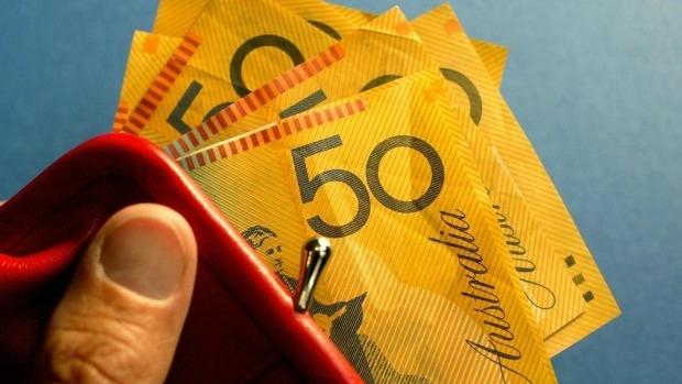 Article image for RUMOUR CONFIRMED: Eltham teen leaves wallet with $500 at train station