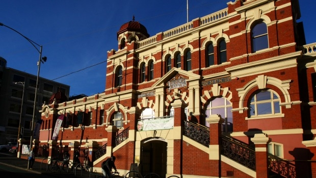 Article image for Victorian government can’t guarantee iconic buildings such as City Baths won’t be impacted by Melbourne Metro Rail