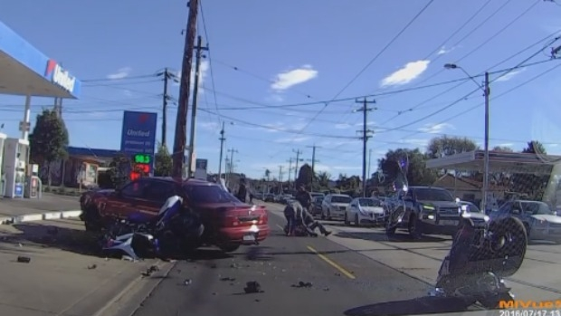 Article image for Dash-cam captures horrific smash between car and two motorbikes at Maribyrnong