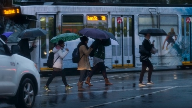 Article image for Melbourne and Victoria set for another dose of wild weather, warnings in place