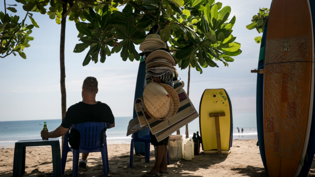 Article image for Indonesia weighs up alcohol ban, which could impact tourism in Bali