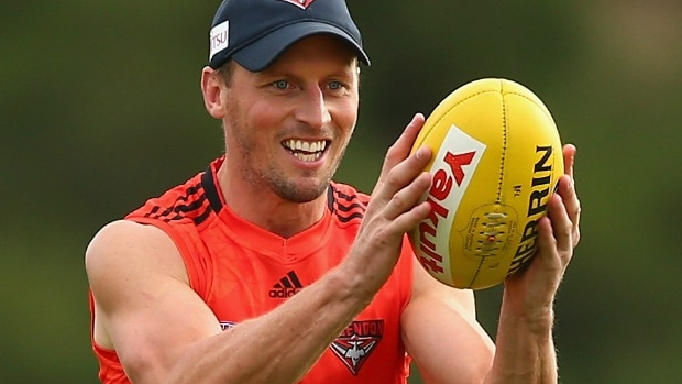 Article image for Essendon offers James Kelly and Matt Dea contracts for 2017