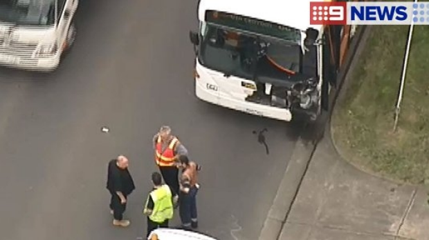 Article image for Seven injured after truck and bus collide at Chirnside Park