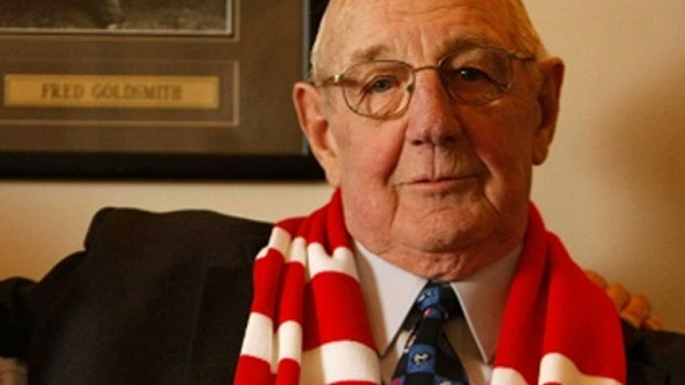Article image for Fred Goldsmith, the oldest surviving Brownlow medallist, dies aged 84