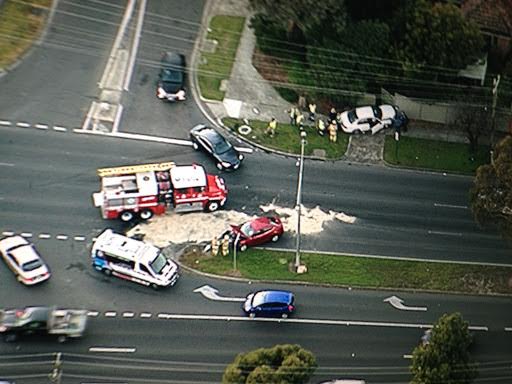 Article image for Traffic: Three-car crash prompts big Springvale Road delays