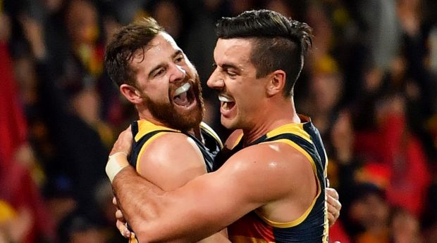 Article image for Crows beat Cats by 21 points to go six points clear on top of the ladder