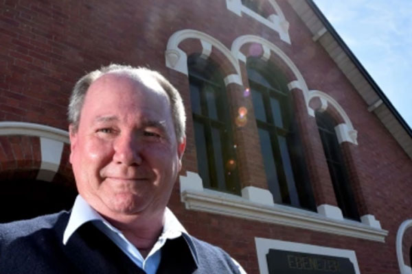 Article image for Ballarat minister cancels wedding after bride expressed support for same-sex marriage