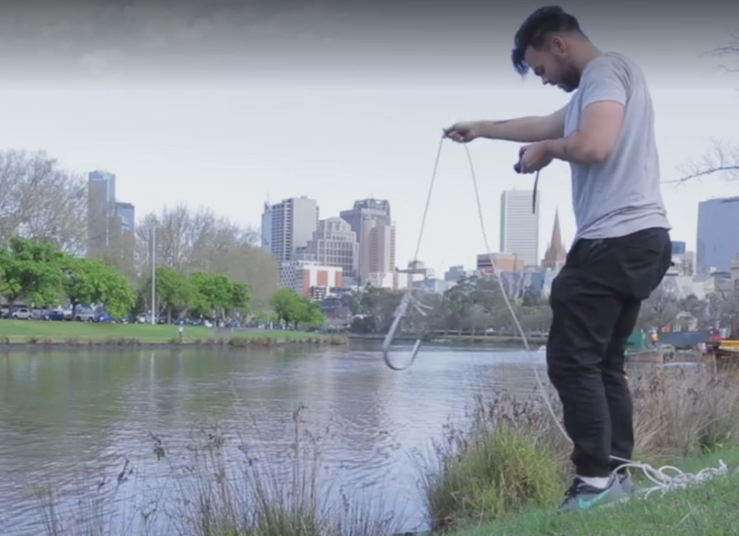 Article image for Melbourne “fisherman” catches unusual haul in the Yarra