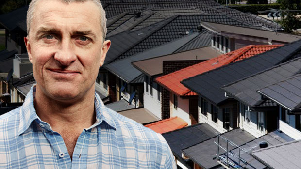 Article image for Tom Elliott says the changes to land tax are a ‘rip off’ for Victorians