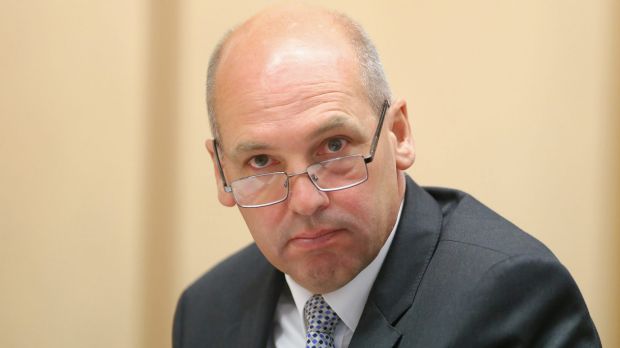 Article image for Senate president Stephen Parry to resign after confirming British citizenship