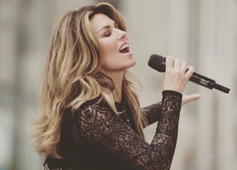 Article image for Shania Twain talks to Denis Walter after her new album debuts at No.1