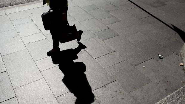 Article image for Survey shows Australians not realising their ambitions, fearing failure and being labelled a ‘bragger’