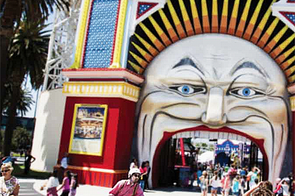 Article image for Luna Park cracks down on non-paying sightseers
