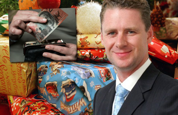 Article image for The Finance Guru says you should be spending just $20 per child on Christmas presents