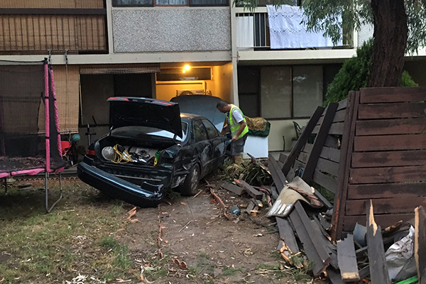 Article image for Car careers into Thornbury front yard