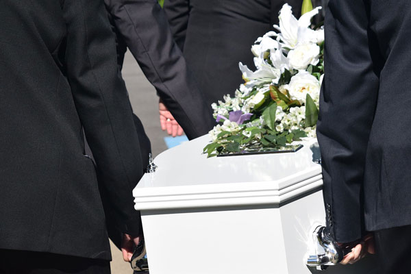 Article image for Funeral celebrant: 30-40% of families request money not flowers